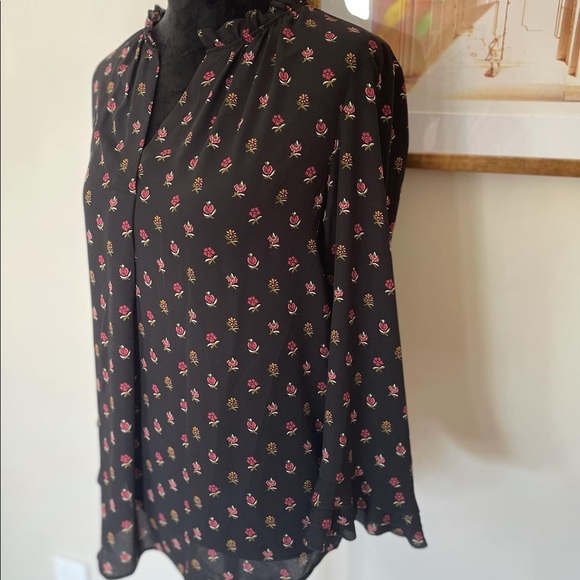 Black & Floral LOFT Blouse - Picture 3 of 4